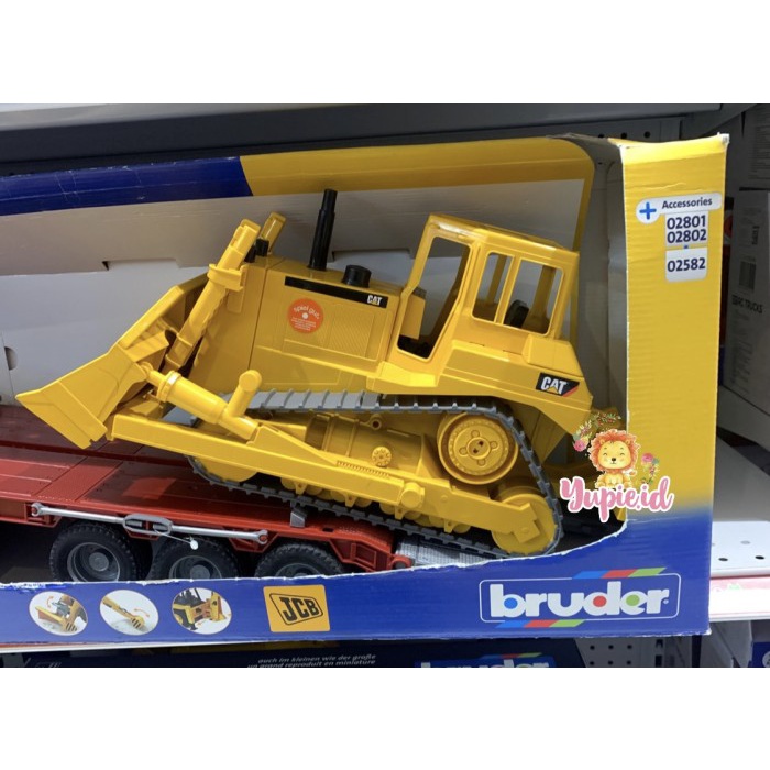 BRUDER 3555 SCANIA LOW LOADER WITH CAT BULLDOZER TERBARU
