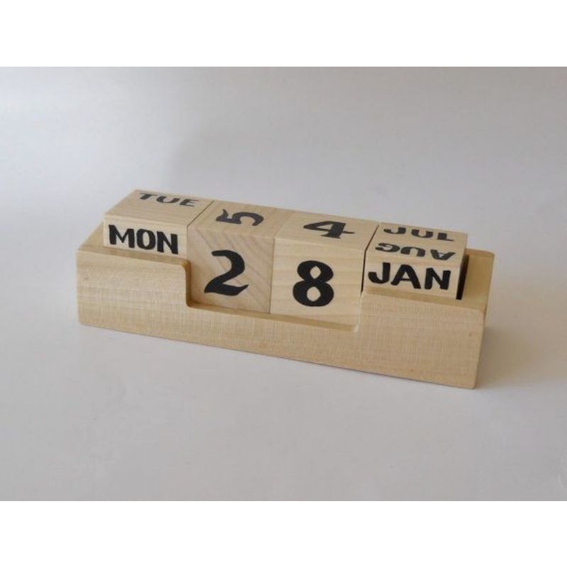 

kalender abadi dari kayu