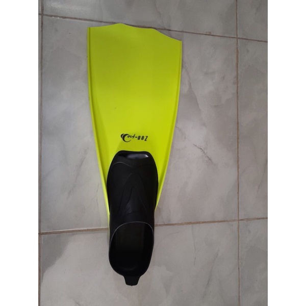 preloved bekas Fins Snorkeling Kaki Katak Selam Renang Flipper Karet Thermo Rubber Zeepro