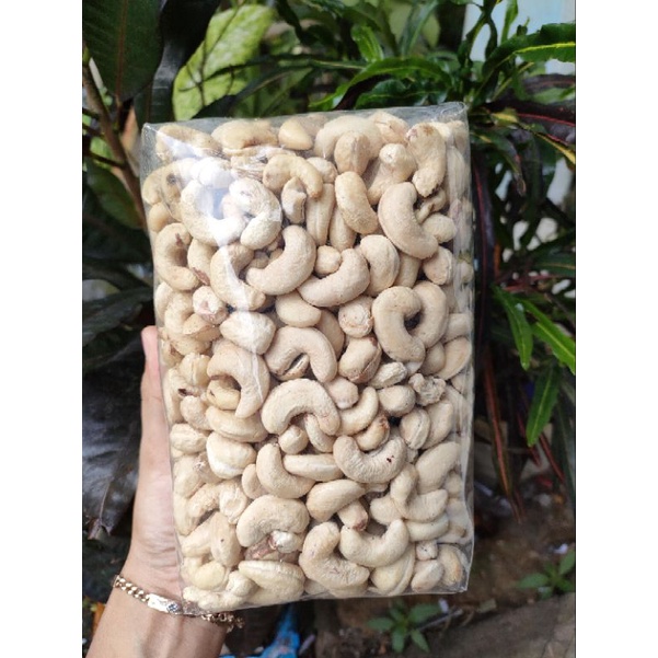 

Kacang mete mentah kering 1 kg