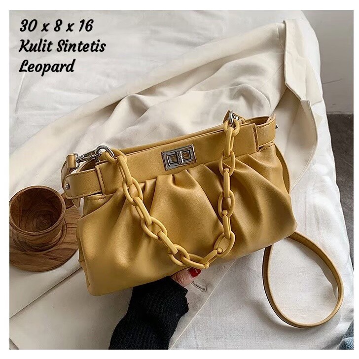 TAS SELEMPANG WANITA KECIL IMPORT KULIT HITAM CRESENT KOREA SLING BAG MUAT HP FASHION REMAJA KEKINIAN