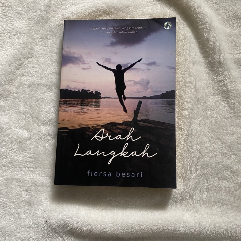 PRELOVED BUKU DAN NOVEL (7/7) | KKN di desa penari fiersa besari arah langkah garis waktu residu ari