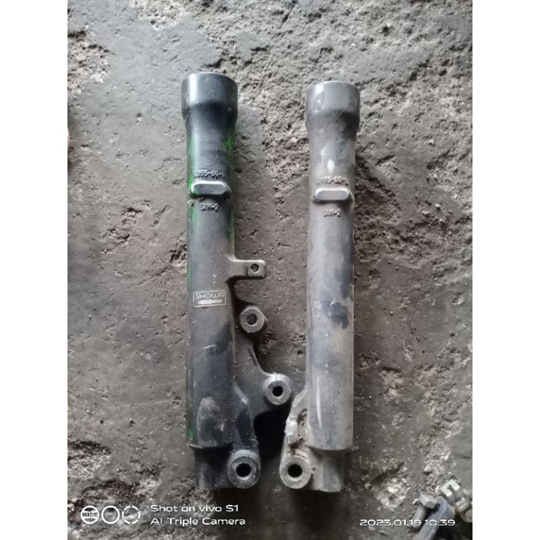 tabung sok shock shok depan suzuki spin 125 original bekas