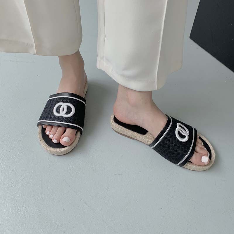 [COD] 1901 Sandal Wanita Import OOM Slipers