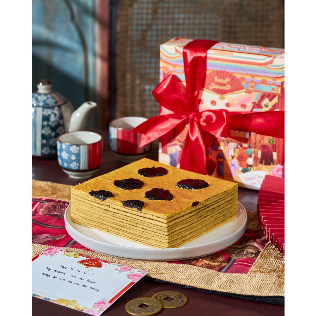 

PLUM KUE LAPIS - Chinese New Year Hampers