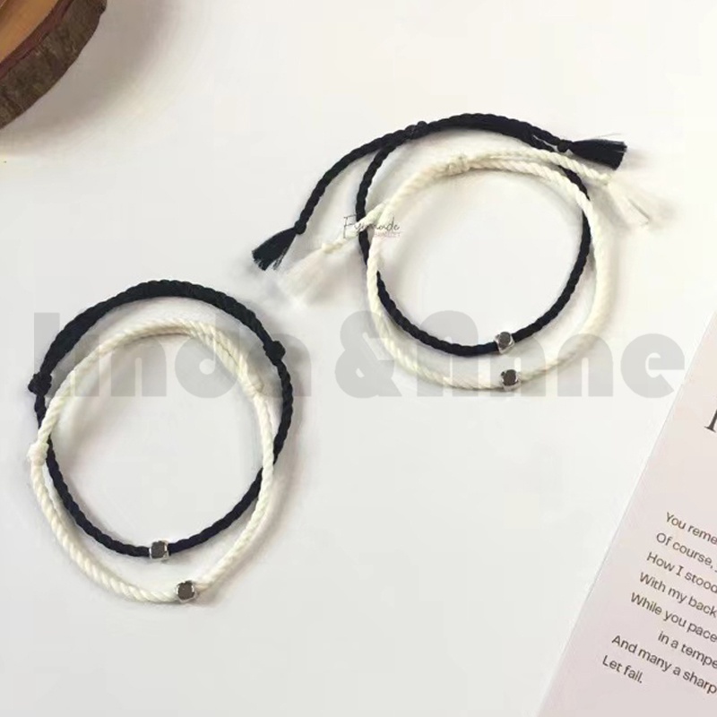 Gelang Couple Simple (Couple Bracelet / Gelang Tali) - Gelang Couple Persahabatan Hitam Putih