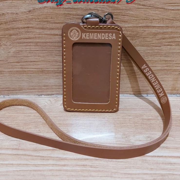 

ヤマ Tempat Id Card Kulit KEMENDES Kulit Holder Id Card Kulit Kemendes Kalung Update!!