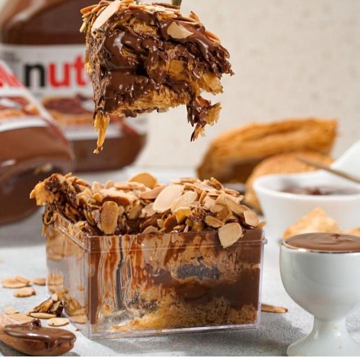 

AIL665 Bittersweet By Najla Nutella Layer Puff Dessert Box ---