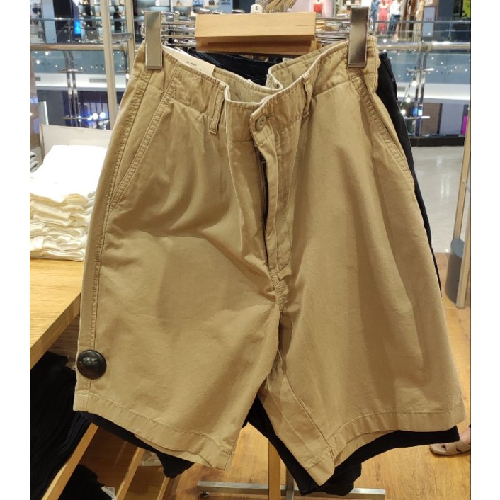 UNIQLO celana pendek chino pria original (S-XL)