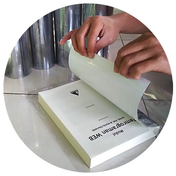 

Layanan Sampul Plastik Buku