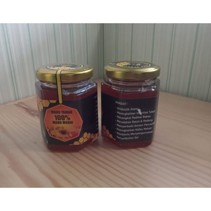 

Madu Asli Yaman Al-kahf 200gr