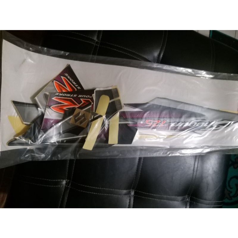 Striping set shogun SP FD 125 CC SGP silver hitam 2005