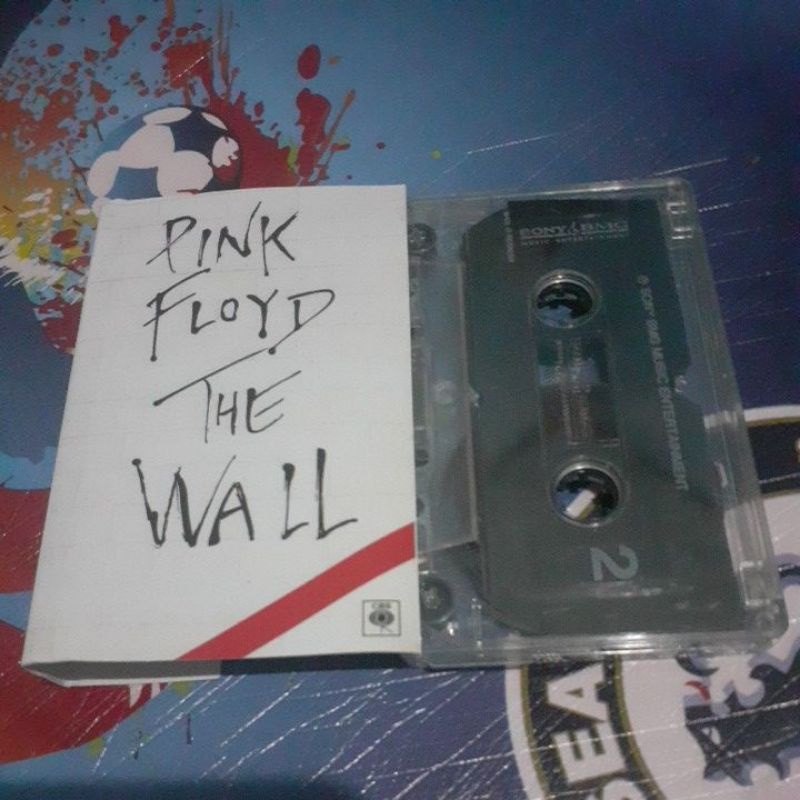 Kaset pita pink floyd the wall (bootleg)