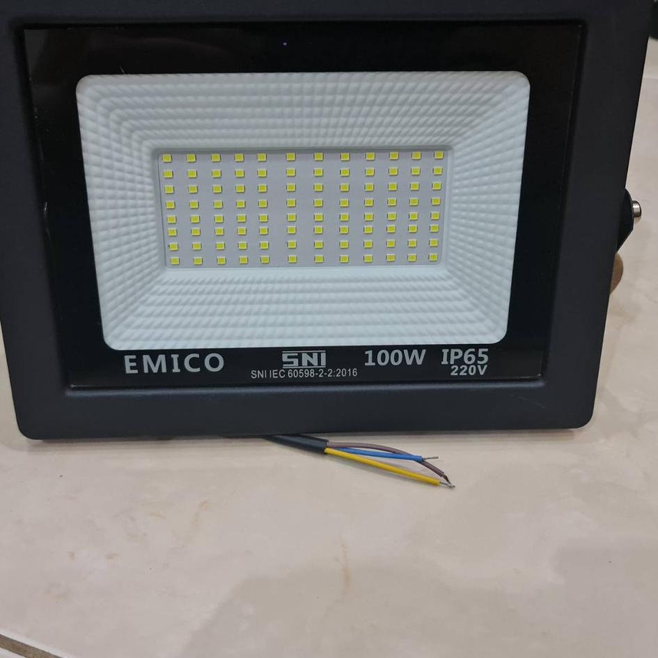 Lampu Sorot 100W PUTIH Emico/Lampu Tembak LED 100 Watt IP65 EMICO