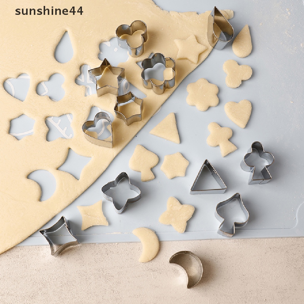 Sunshine 12Pcs Cetakan Kue Kering Bentuk Anak-Anak Rumah Baking Bentuk Poker Cetakan Stainless Steel.