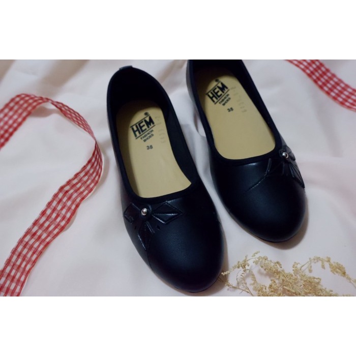 Flatshoes Sepatu Flat Shoes wanita Hem - 6439 - Hitam, 40(X4S9) Flatshoes REAL PICT Sepatu Wanita Te