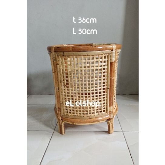 standing pot tempat pot keranjang bunga planter rattan rotan