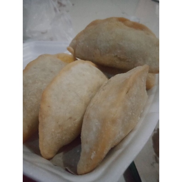 

cireng mercon isi ayam suwir pedas