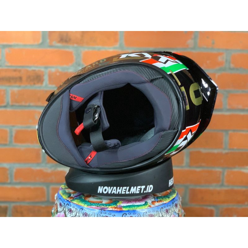 KYT NZ RACE LEOPARD GOLD LIMITED EDITION SIZE M SECOND