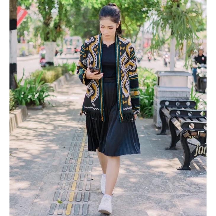 outer tenun blanket, outer tenun, outer tenun ethnic