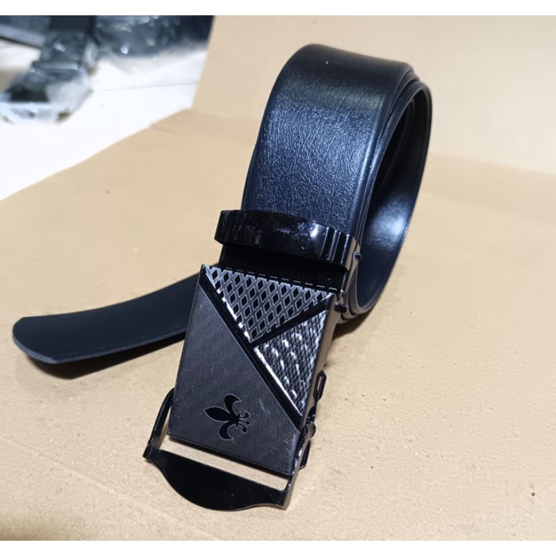 ikat pinggang peria kulit sintetis model jepit