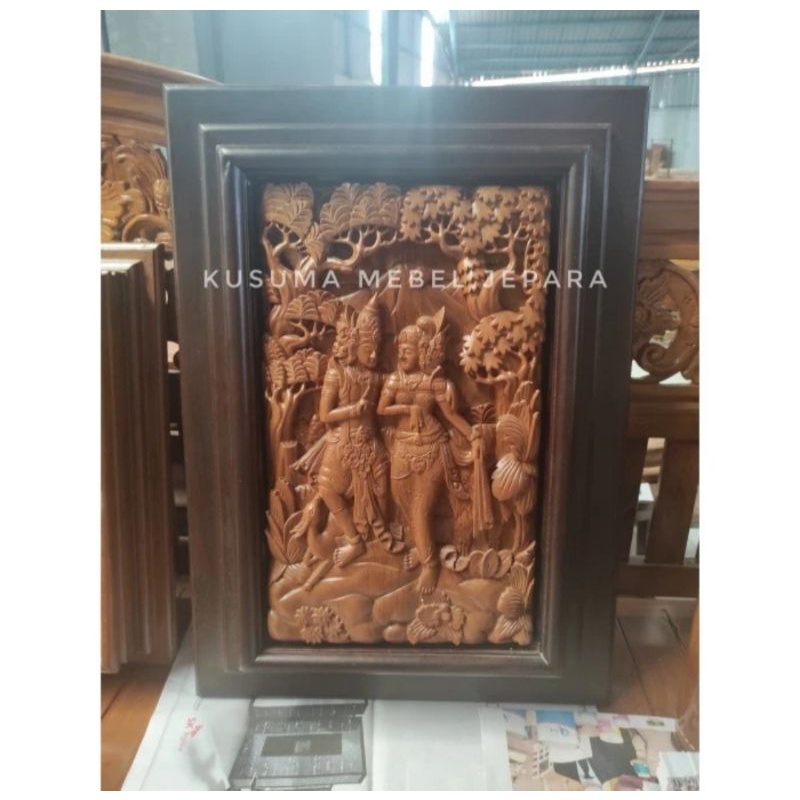 Hiasan Dinding Relief Rama Shinta Ramayana Kayu Jati - Panjang 75cm