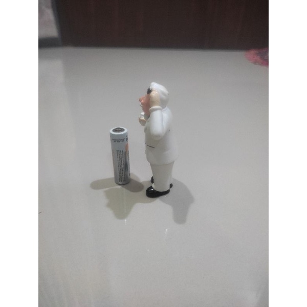 figure kolonel sanders 2