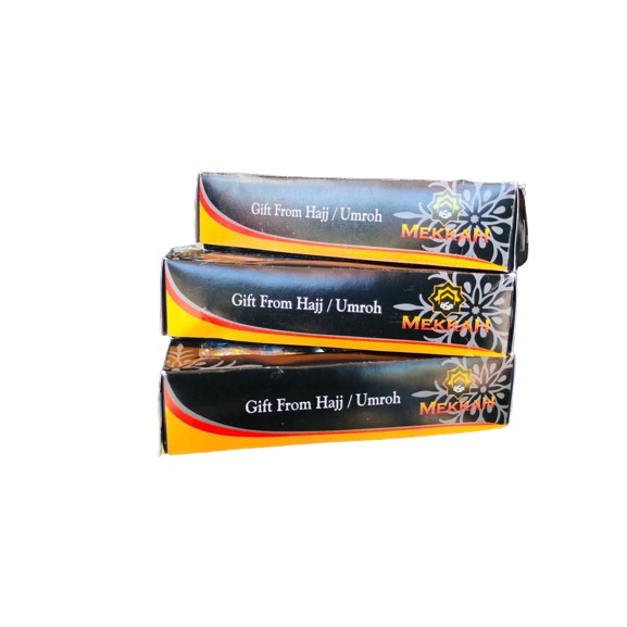 

PAKETAN GIFT OLEH OLEH UMROH HAJI ISI 10 PACK