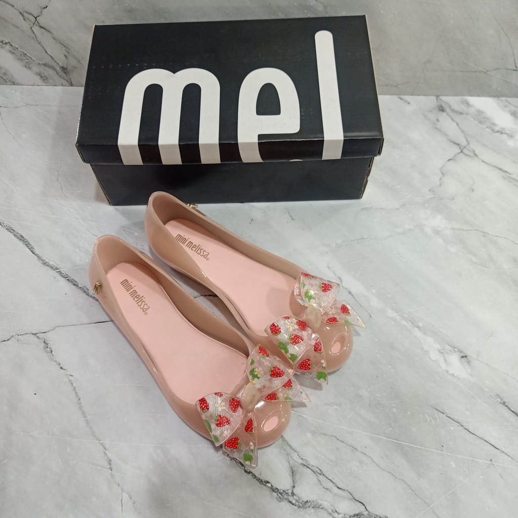 Flat shoes Mels Junior strawberry (anak tanggung)