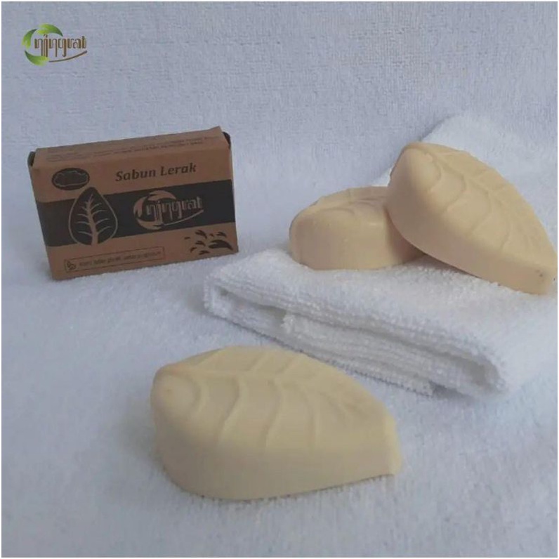 Sabun Lerak batang untuk cuci clodi , batik, dll.