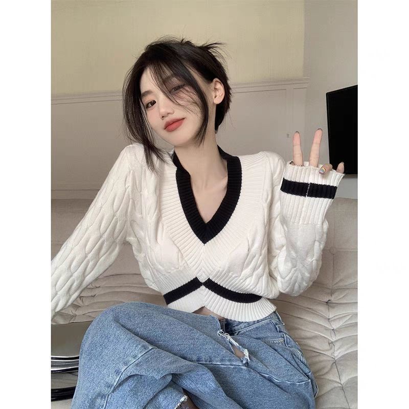 V-neck paragraf pendek sweater rajutan longgar sweater rajutan wanita orang kecil musim gugur dan mu