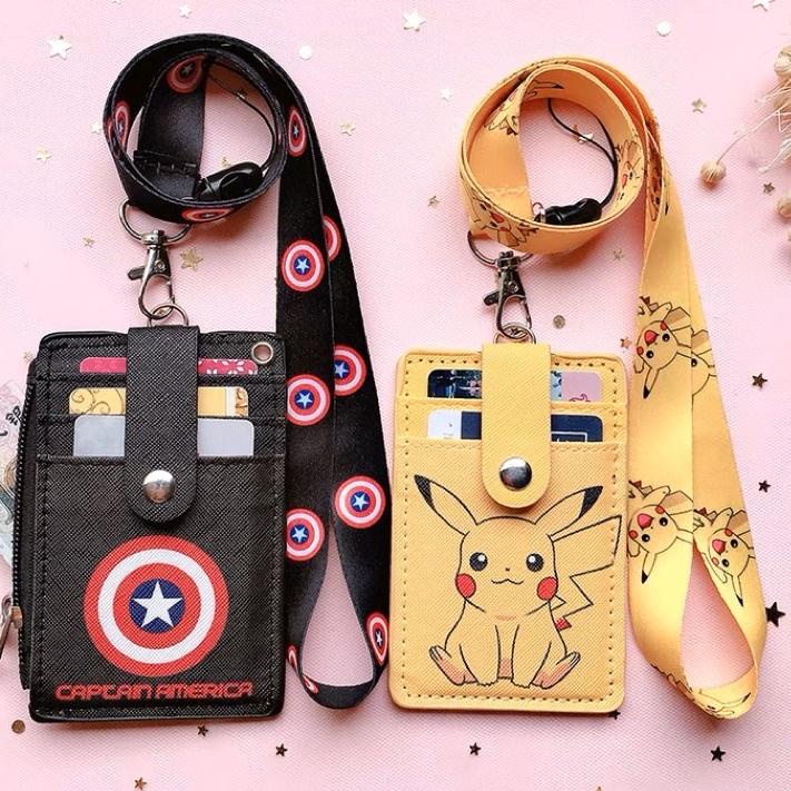 

Best Name Tag ID Card Holder dengan Tempat Koin 5 Slot dan Tali Panjang / Gantungan Kartu Nama