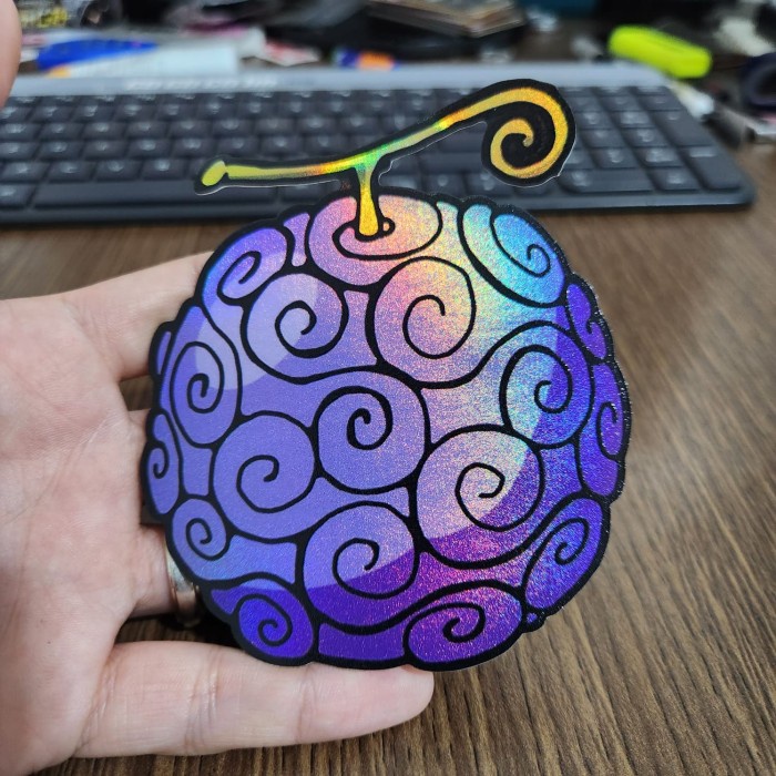 

Sticker Hologram Anime Besar - PSH1382 - One Piece - Gomu Gomu no Mi