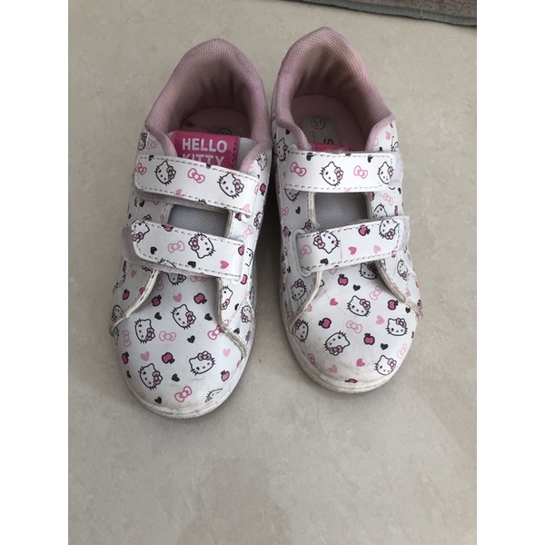 sepatu Sanrio Hello Kitty sneakers size 31