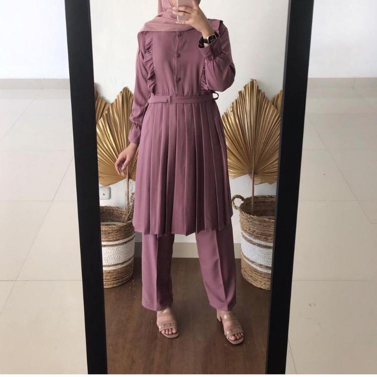 Terbaik SETELAN TUNIK DAN CELANA / HALIKA SET 2IN1 ONE SET WANITA /ITY CREPE PREMIUM /FASHION MUSLIM