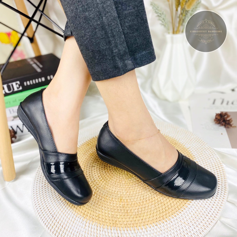 CBY  kay sepatu flat sepatu pantopel sepatu slip on wanita sepatu kerja sepatu kantor wanita sepatu formal sepatu slop