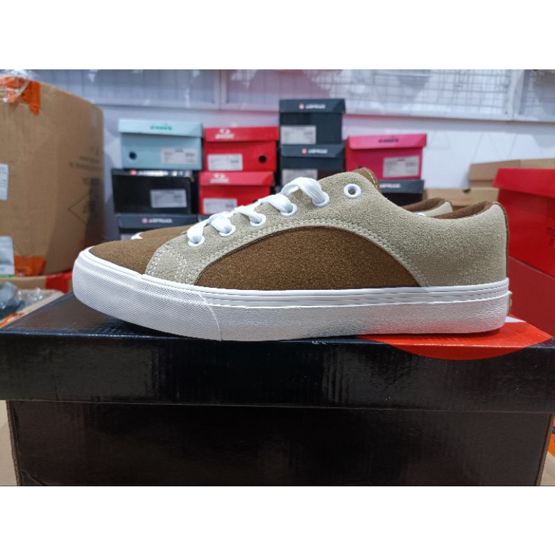 AIRWALK STEFAN BEIGE