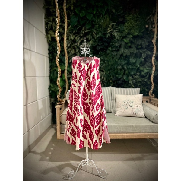 lolafinds OLI batik dress preloved new