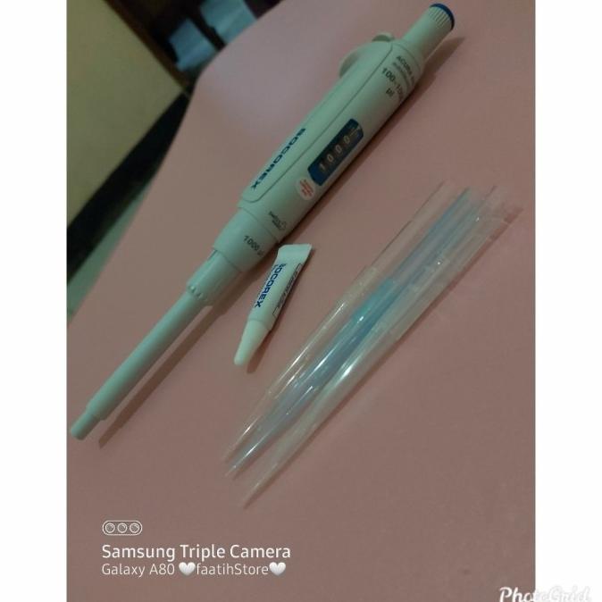 Socorex Acura Micropipette Cap. 100-1000 Ul Adjustable Volume 825.1000