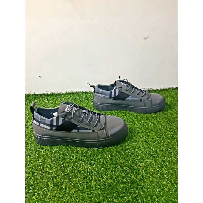 Sepatu DIGGERS sneakers running shoes mens