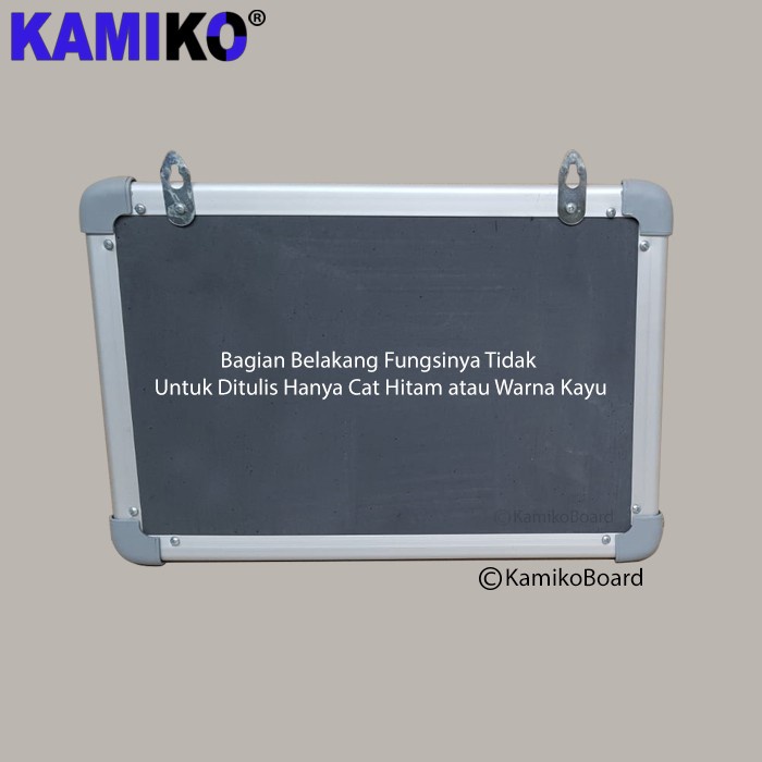 

Terlaris ✨ -Whiteboard Kamiko Uk 20 cm x 30 cm Gantung - Spidol Hitam - Hapusan- 2.1.23