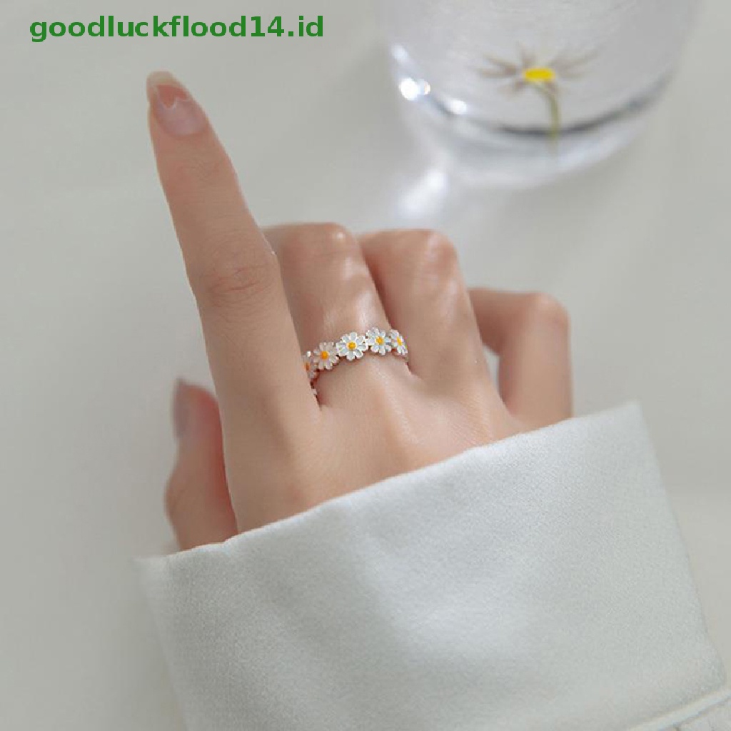 [GOOGFOUR] Vintage Daisy Flower Rings Untuk Wanita Lucu Bunga Cincin Adjustable Terbuka Jari Cincin Pernikahan Pertunangan Cincin Tren Perhiasan Perempuan [TOP]