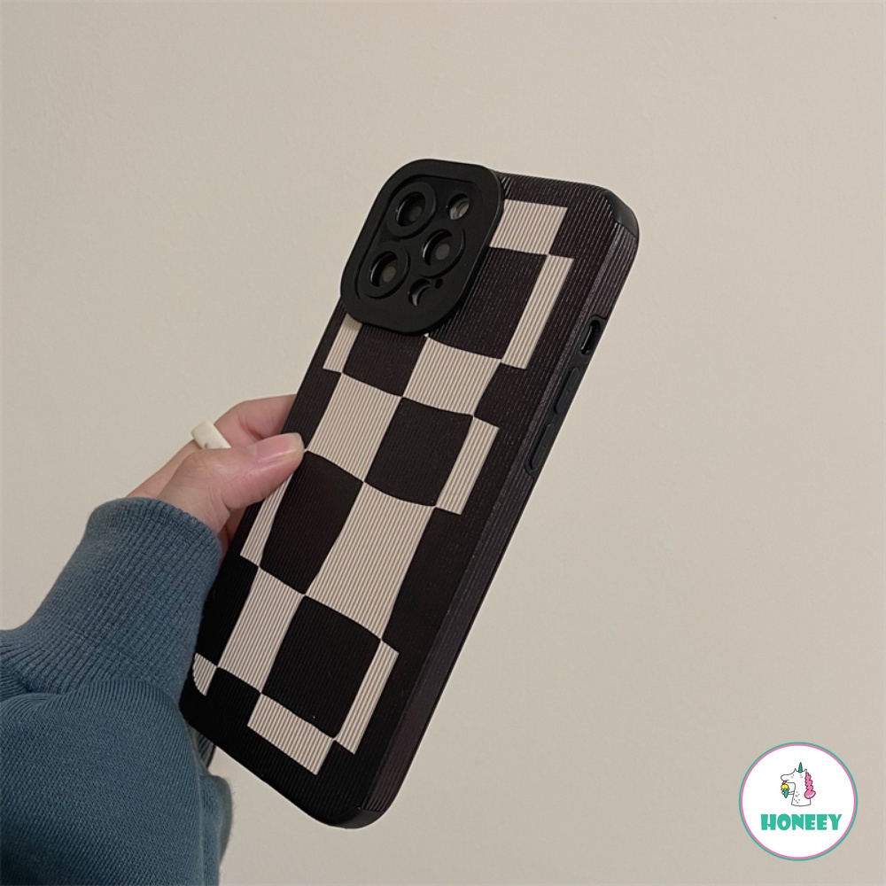 Lluxury Black Lattice Bumper Phone Case Kompatibel Untuk IPhone 14 13 11 12 Pro Max Embos Bumper Matte Bahan Kulit Sutra Lembut Penutup Belakang Handphone