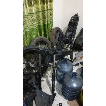 Segitiga r25 new atas bawah