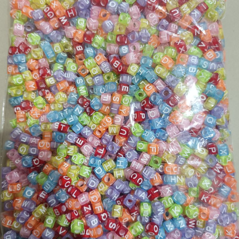 Manik manik kotak huruf motif dadu 6x6 1 pon manik  kotak tulisan