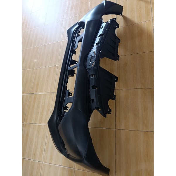 Bumper depan Toyota Avanza Veloz tahun 2016