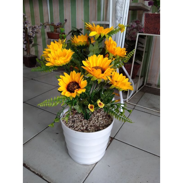 bunga hias plastik matahari