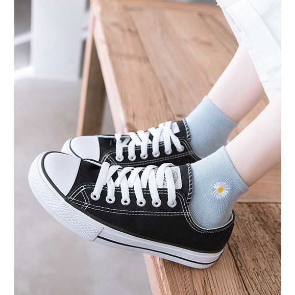 ⭐️𝐈𝐇𝐒 𝟑𝟏𝟐 𝐋𝐚𝐦𝐩𝐮𝐧𝐠⭐️Kaos Kaki Wanita Motif Bunga Daisy Fashion Korea Kaos Kaki Pendek Wanita Ankle Socks