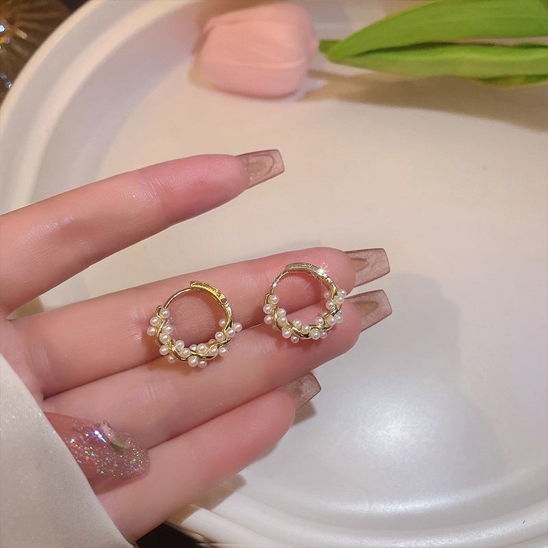 Anting Korea Anting Mutiara Lingkaran Mewah Ringan Anting Desain Niche Perempuan