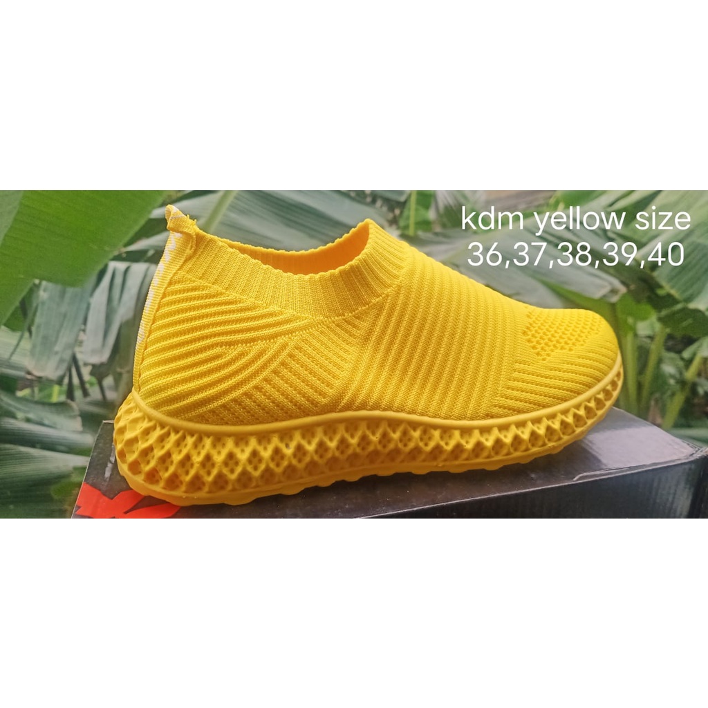 BELI 4 GRATIS 1 sepatu fashion import kdm ori SEPATU RAJUT